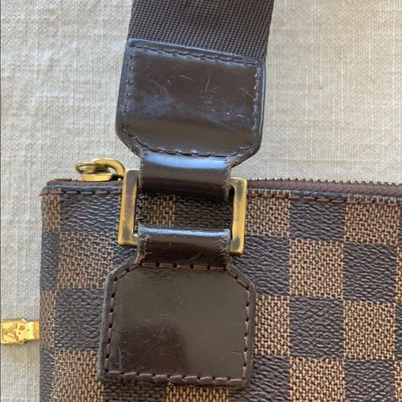 Authentic Louis Vuitton crossbody - Picture 13 of 14